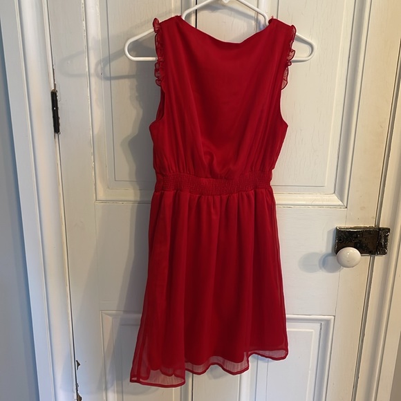 Super cute red sleeveless dress - Picture 2 of 2